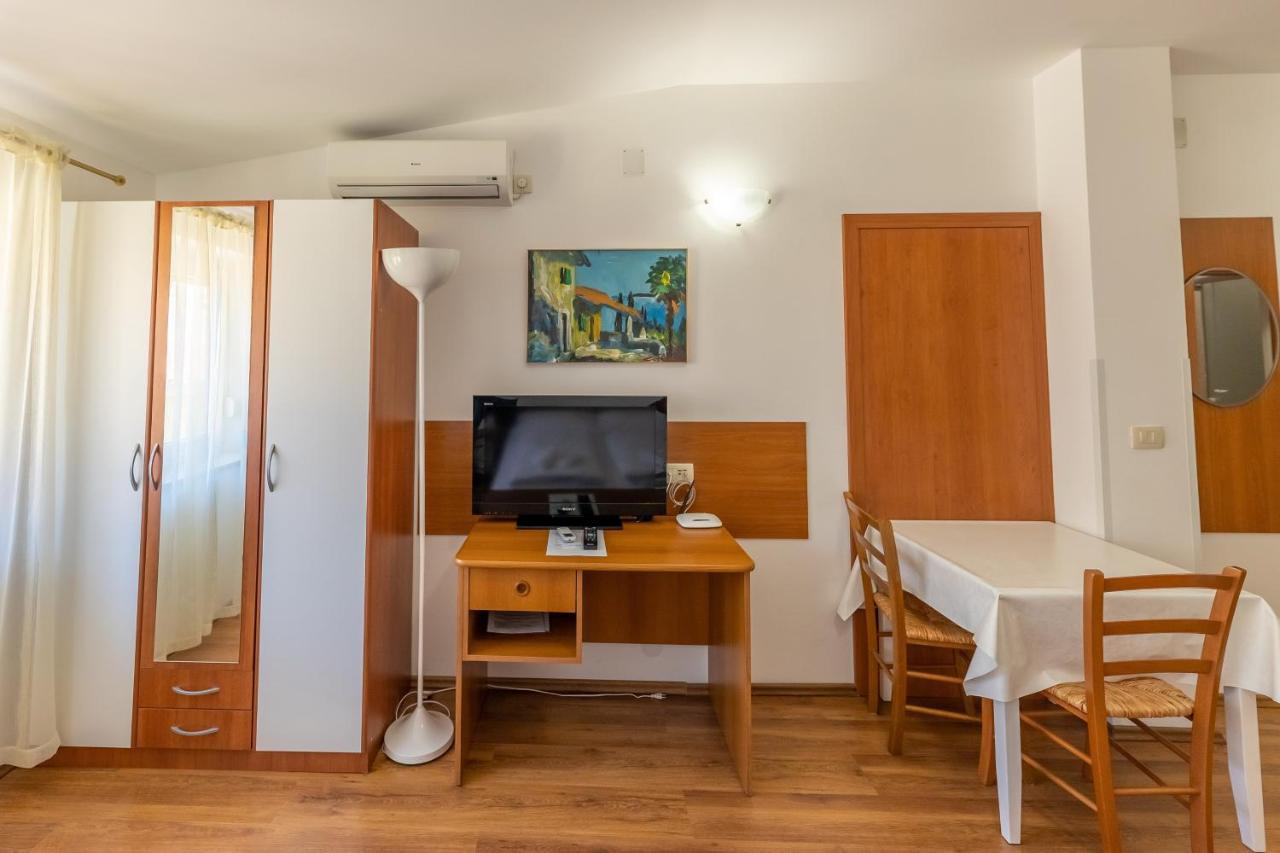 Apartments Liburnija Opatija Buitenkant foto