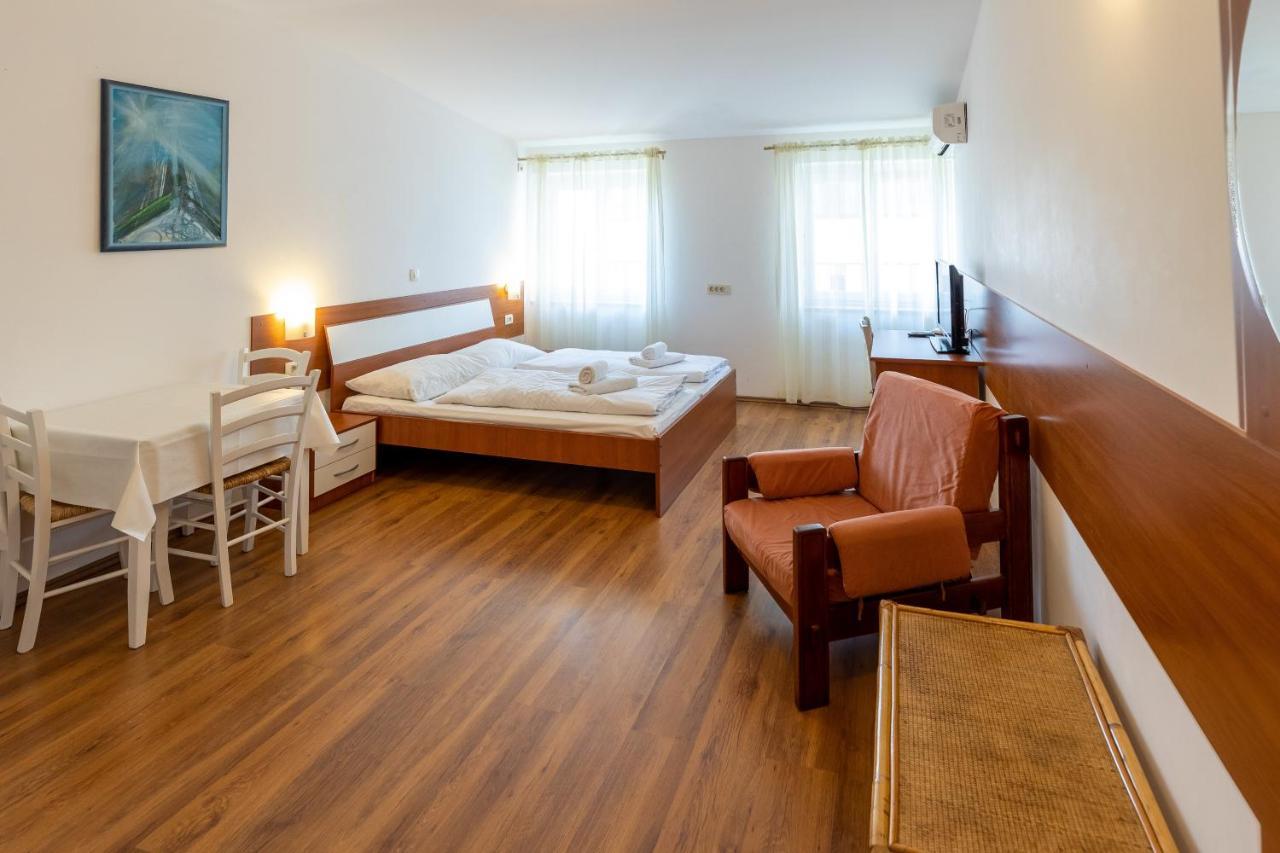 Apartments Liburnija Opatija Buitenkant foto
