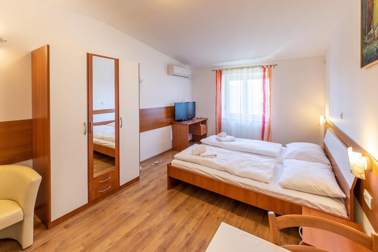 Apartments Liburnija Opatija Buitenkant foto